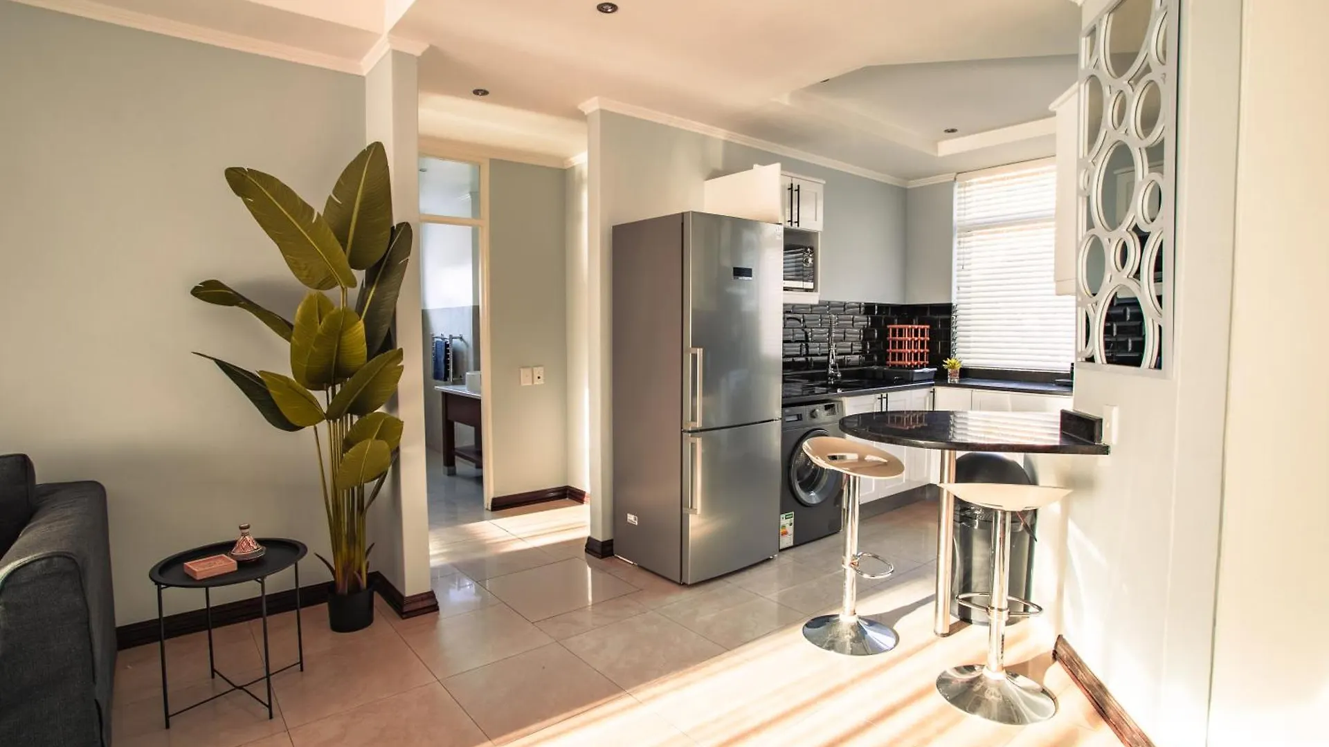 The Centurion - Pool Deck Apartment With Views! Cape Town South Africa
